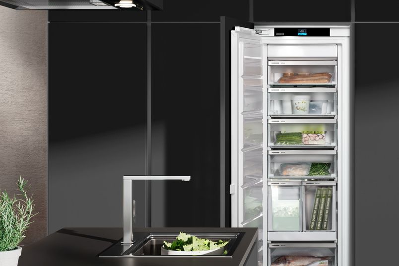 SIFNh 5188 integrated freezer with Ice Tower.