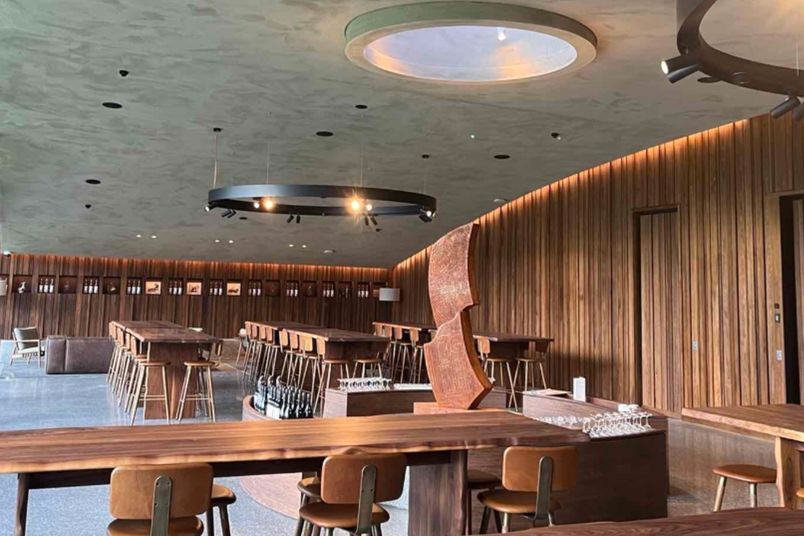 St Huberts Winery, Victoria features an Ecko Solutions concrete-look curved acoustic ceiling.